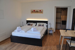 Prospettiva diversa letto matrimoniale