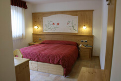 ARISTON_CAMERA_RETRO_4_PC