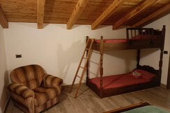 b40f71ee-98cb-4e98-980a-c7f1425be330