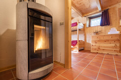 stufa_BaitaMasTarlenta_ValdiPeio_chalet_Trentino__