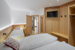 16_G_25_068_0113-HDR