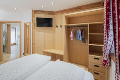 17_G_25_068_0121-HDR