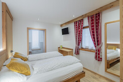 22_G_25_068_0191-HDR