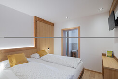 23_G_25_068_0194-HDR