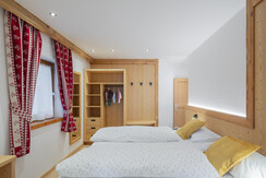 27_G_25_068_0246-HDR