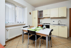 ideale-per-coppie-seeblick-historic-center-riva-ga