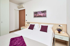 appartamento-moderno-modernes-apartment-double-roo