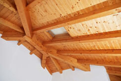 deposito bici silenzioso camera aria condizionata,