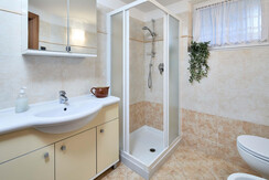 doccia-wifi-veloce-arredato-silenzioso-holiday-cen