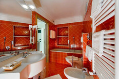 camera-tripla-superior-7