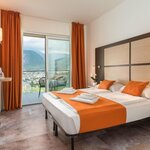  foto van Superior NOT REFUNDABLE