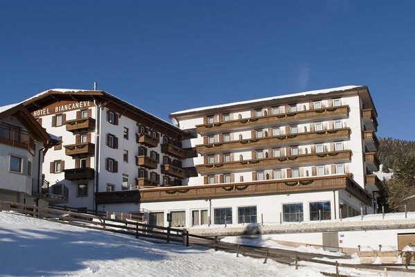 Grand_Hotel_Biancaneve_costa_trentino_inverno