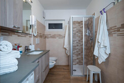 Appartamento bagno 001