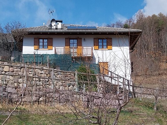 1fc10aee-1126-4d40-95fd-4ca752a6481d