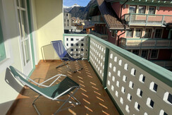 9E23991B-DF06-4168-8E76-2615A5A126BA