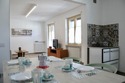 La zona giorno con cucina open space