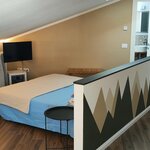 Foto di Camera doppia, doccia, balcone