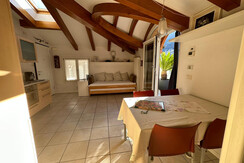 4344D2DE-1D1D-4878-9550-DA5A8254A6E6