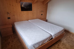 Ciadenac Sud camera doppia con  vista Cima 11 e 12