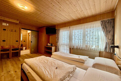 WhatsApp Image 2024-12-20 at 19.28.19