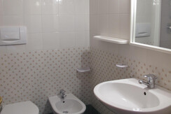 bagno annesso alla camera matrimoniale(1)