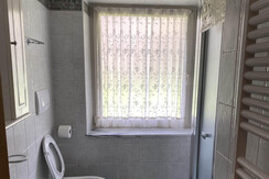 E58BB305-4132-4974-9451-8F878E0B13CB