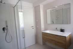 bagno primo piano (2)