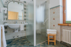 stanza-roen-agritur-coryletum-bagno