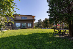 Esterni e giardino Costa d'Arco Bed&Retreat