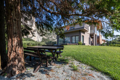 Esterni e giardino Costa d'Arco Bed&Retreat