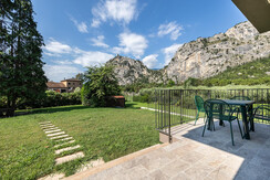 Esterni e giardino Costa d'Arco Bed&Retreat