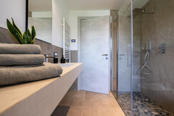 Bagno con doccia walk-in