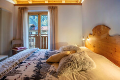 cameraA4-3_231113-125134496-HDR_231115-113855543-m