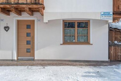 6ed60071-bb37-42b7-908c-5bf161bea25f_3000x