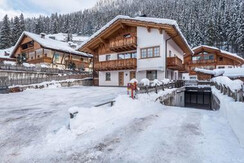 549e958c-4300-4357-ad0f-3e399e82a413_3000x