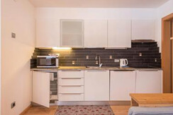 ae47c8c5-7184-463a-b732-280940bdd148_3000x