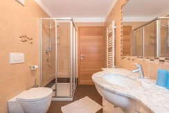 b2038c66-5eb2-4599-b981-e4e8a532e4c1_3000x