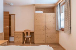 b3808a41-d145-4835-b8a7-9107645b6a86_3000x