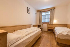 cad4d754-b89e-46ae-82a0-145bec485764_3000x