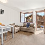 Foto Apartment for 4 people with balcony or garden