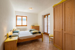 stanza gialla-12-min