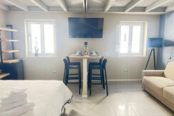 f6ffad03-03a3-4076-9f5e-53493c3779eb