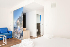 Hotel_Gabry_Riva_del_Garda_Deluxe_Room_09