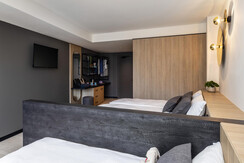 DP230623041_LOW_Soul_2