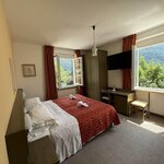 Foto di Camera std. matr. vista Lago BB