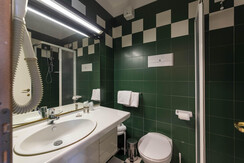 HOLIDAY_economy_bagno