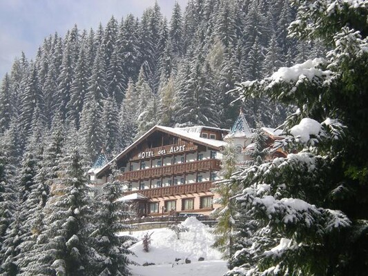 Hotel Des Alpes - Soraga - Val di Fassa - Winter
