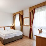  Foto von Standard Vierbettzimmer BB