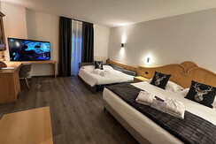 Junior suite base con letto matrimoniale