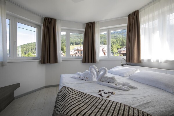 HOTEL-LUNA-BIANCA-FOLGARIA-TRENTINO-SUITEROOM | © Luna bianca hotel alpe cimbra